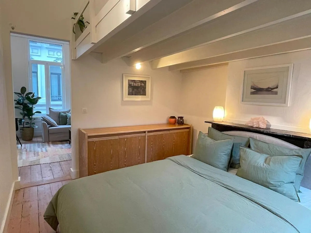 Charming Family Townhouse In Antwerpヴィラ ベルギー