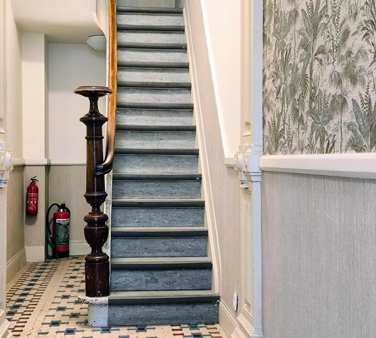 Charming Family Townhouse In Antwerpヴィラ 別荘 アントウェルペン